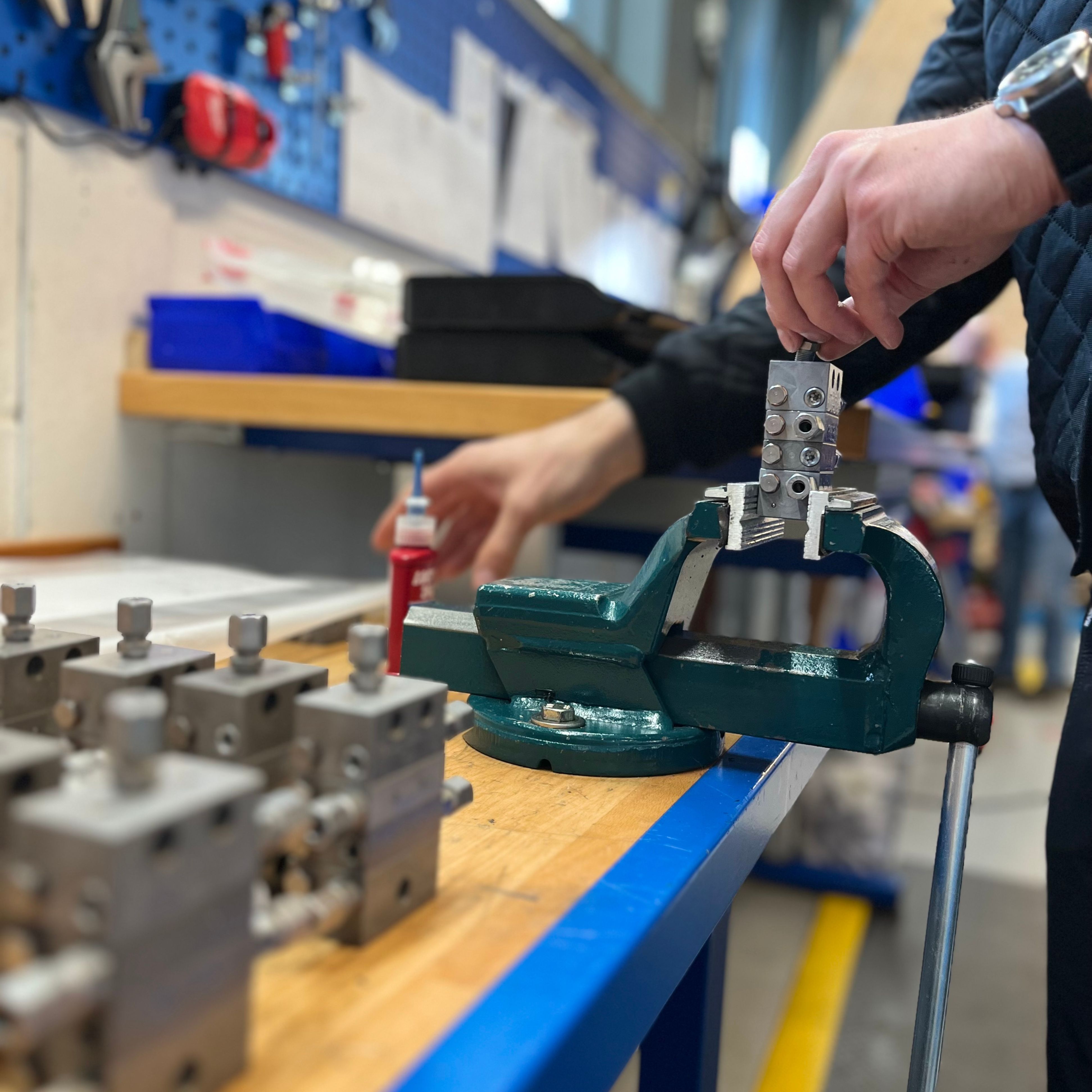 JO Hydraulics &ndash; Centralsm&oslash;ring til dine landbrugsmaskiner