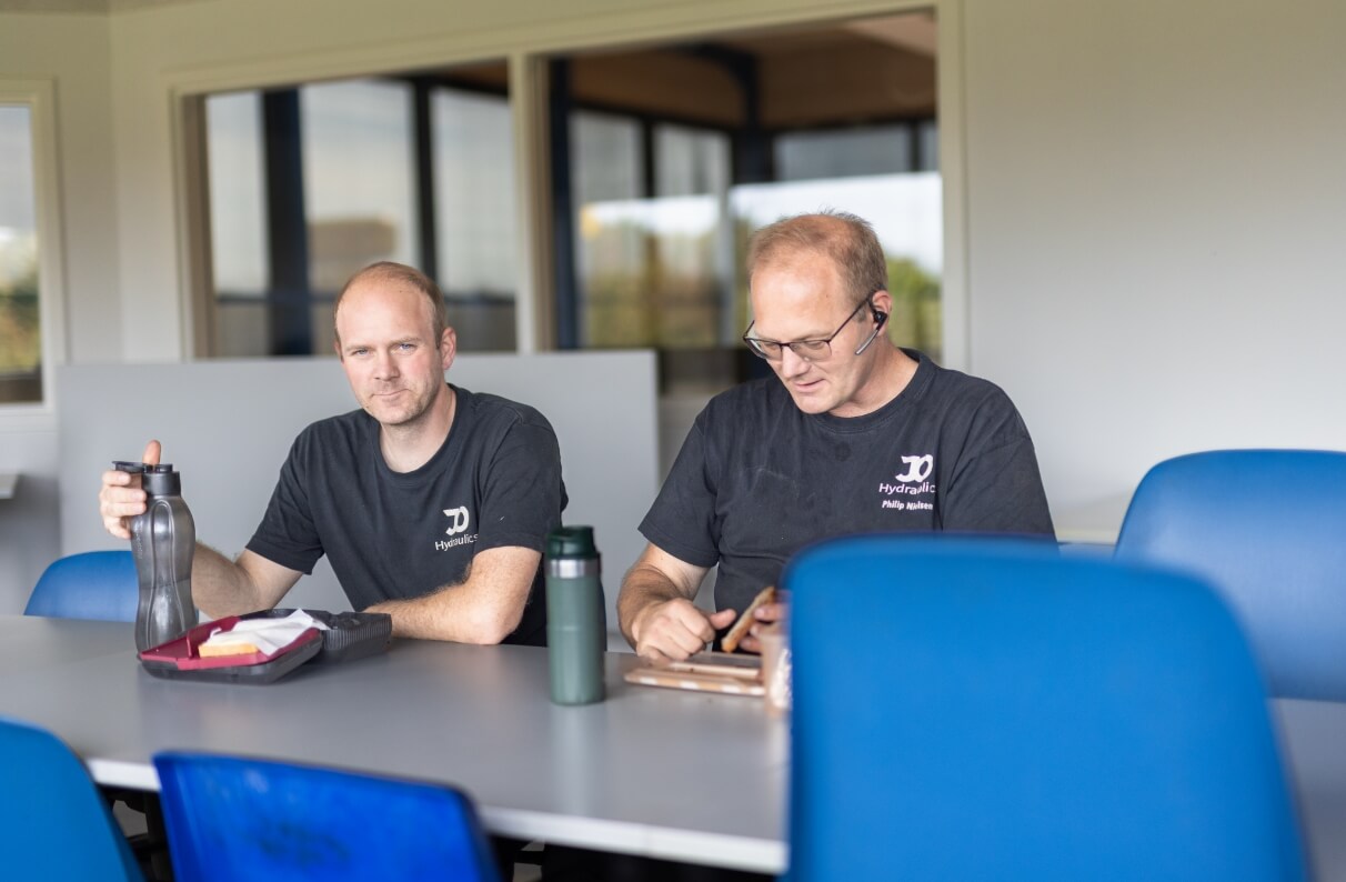 Kollegaer hos JO Hydraulics