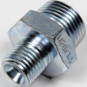 Brystnippel for fyldning gennem kobling