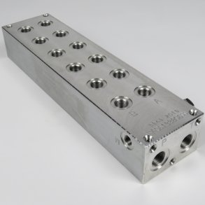 Monteringsblok for 6 cetop 3