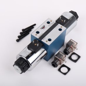 Cetop 5 - NG10 Retningsventil 24VDC